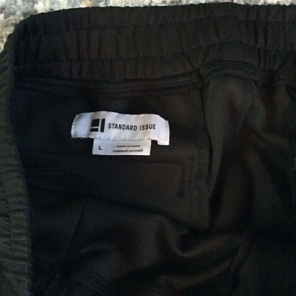 MEN’S STANDARD ISSUE SWEATPANTS! EUC! SIZE L